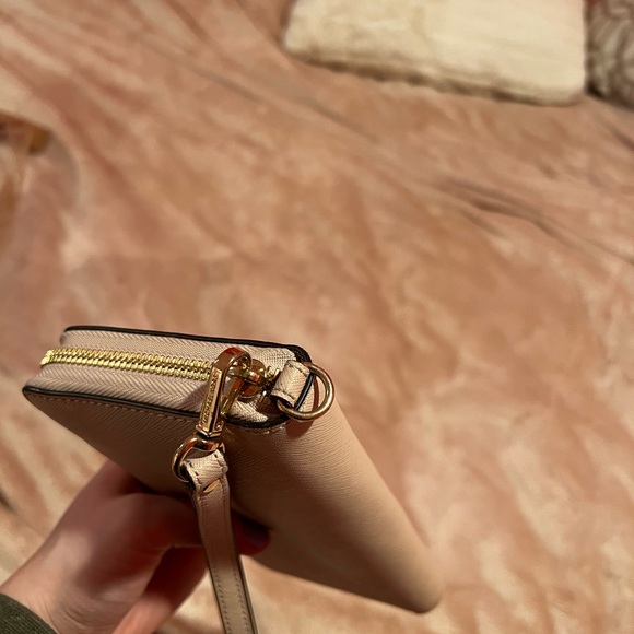 Michael Kors Travel Wallet - Picture 5 of 5